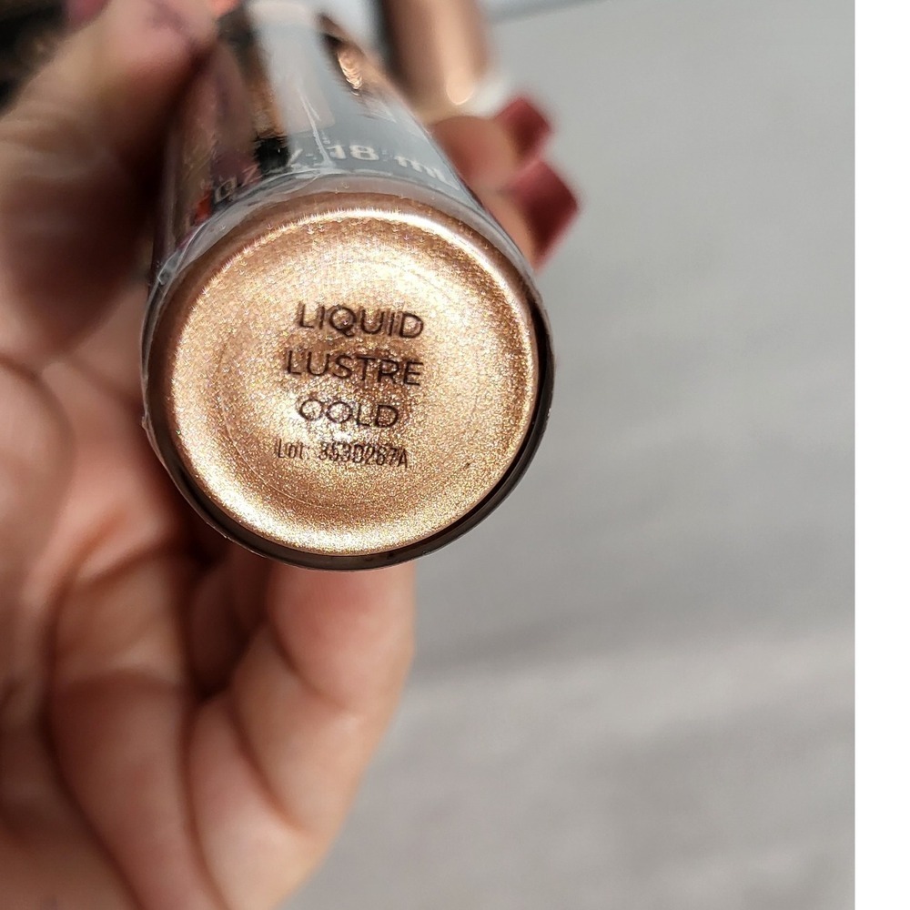 Makeup Revolution Retro Luxe‎ Matte Lip Kit & More Bundle NEW - Picture 10 of 11